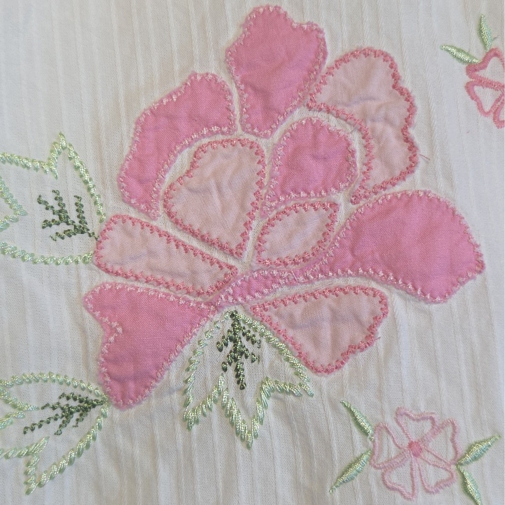 Women's Size 16 White Floral Appliqué Embroidered A-Line Skirt Cottagecore